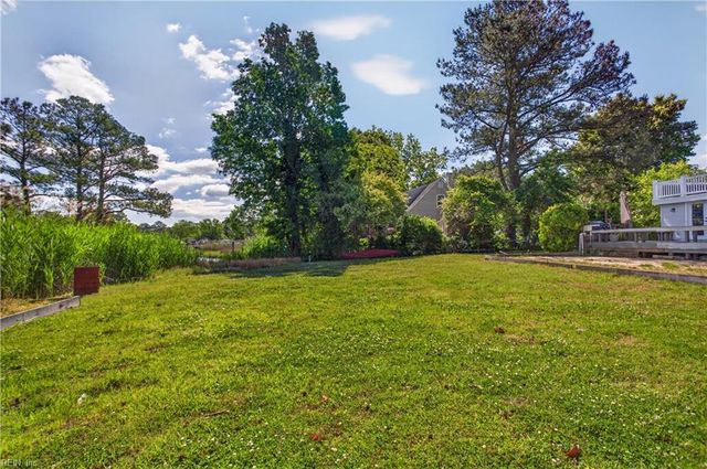 1407 Back Creek RD, Seaford, VA 23696