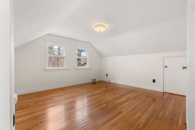 6 W Shore Rd, Merrimac, MA 01860
