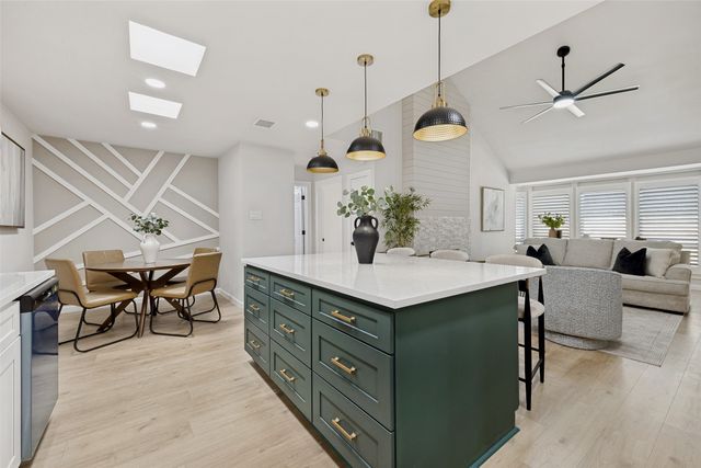 2102 Avignon Drive, Carrollton, TX 75007