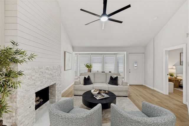 2102 Avignon Drive, Carrollton, TX 75007