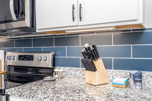 401 Lauren Ln, Chapel Hill, TN 37034