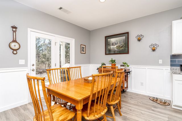 401 Lauren Ln, Chapel Hill, TN 37034