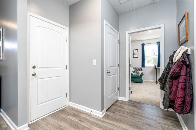 401 Lauren Ln, Chapel Hill, TN 37034