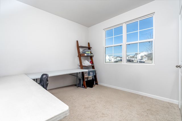 401 Lauren Ln, Chapel Hill, TN 37034