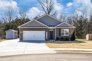 401 Lauren Ln, Chapel Hill, TN 37034