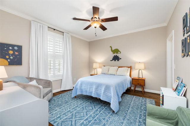 1705 Chippendale Road, Houston, TX 77018