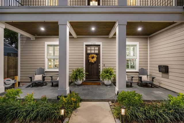 1705 Chippendale Road, Houston, TX 77018