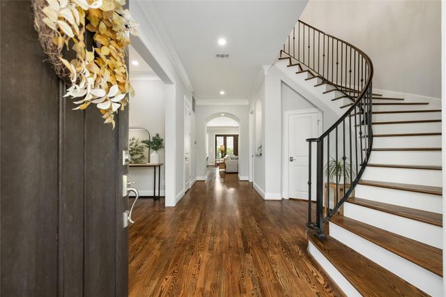 1705 Chippendale Road, Houston, TX 77018