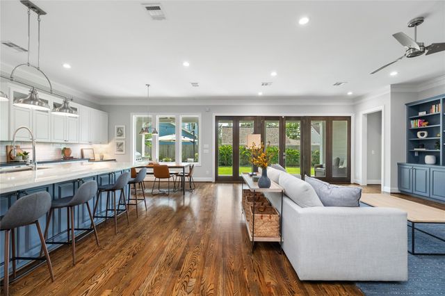 1705 Chippendale Road, Houston, TX 77018