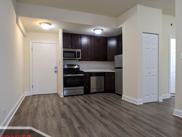 2936 W Palmer Street 106, Chicago, IL 60647