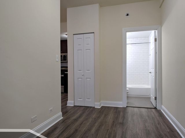 2936 W Palmer Street 106, Chicago, IL 60647