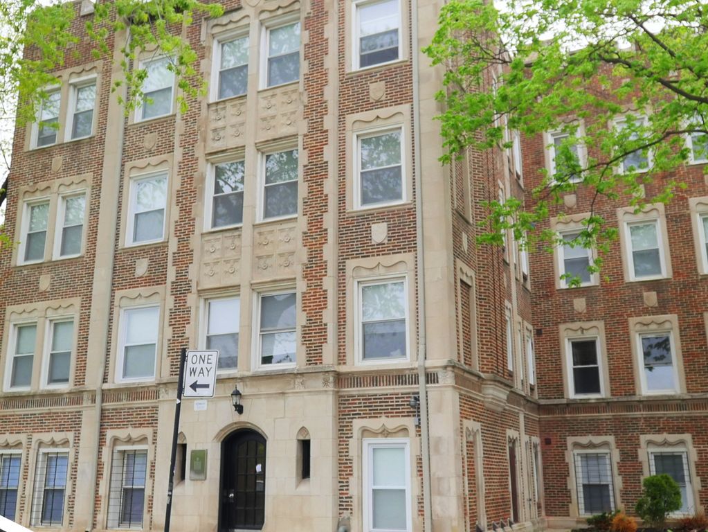 2936 W Palmer Street 106, Chicago, IL 60647