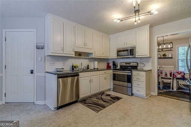 410 Winston Manor Drive, Winder, GA 30680