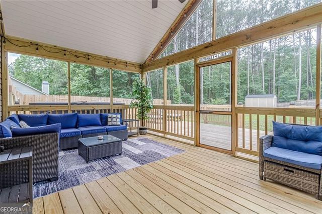410 Winston Manor Drive, Winder, GA 30680