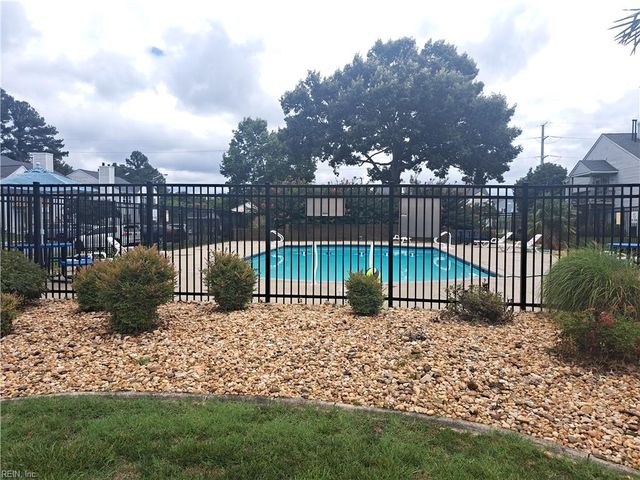 4214 Beasley CT, Virginia Beach, VA 23462