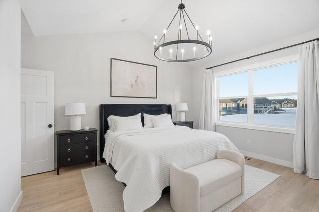 534 175th Avenue NE, Andover, MN 55304