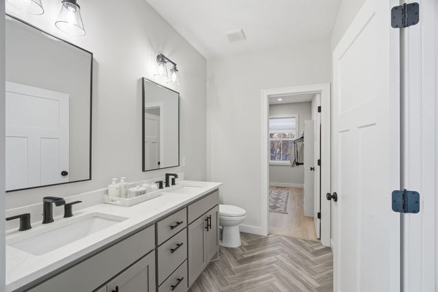 534 175th Avenue NE, Andover, MN 55304