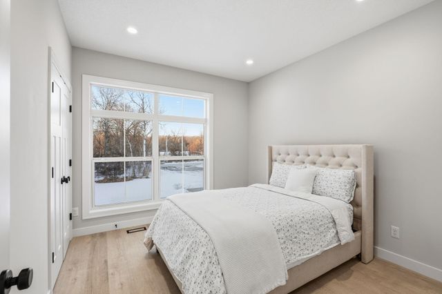 534 175th Avenue NE, Andover, MN 55304