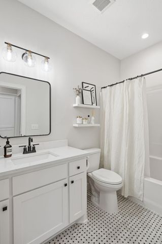 534 175th Avenue NE, Andover, MN 55304