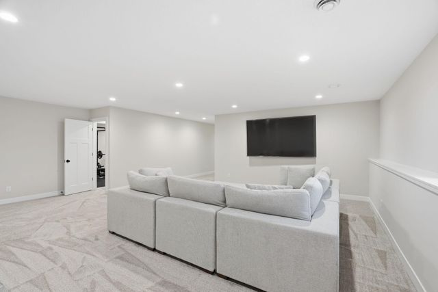 534 175th Avenue NE, Andover, MN 55304