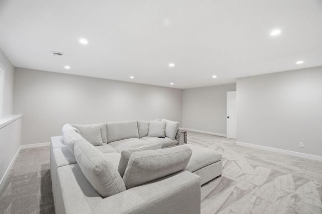 534 175th Avenue NE, Andover, MN 55304