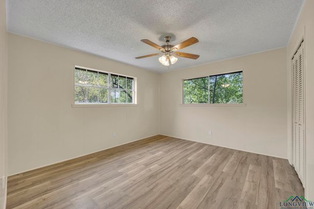 808 Meadowbrook Dr, Longview, TX 75601