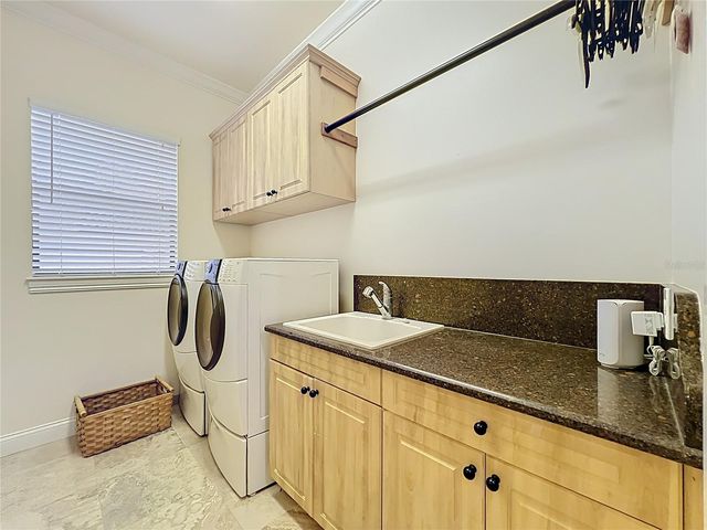 587 BROADOAK LOOP, Sanford, FL 32771