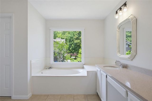 4320 Pine Vista Boulevard, Alpharetta, GA 30022