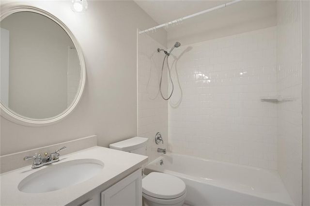 4320 Pine Vista Boulevard, Alpharetta, GA 30022