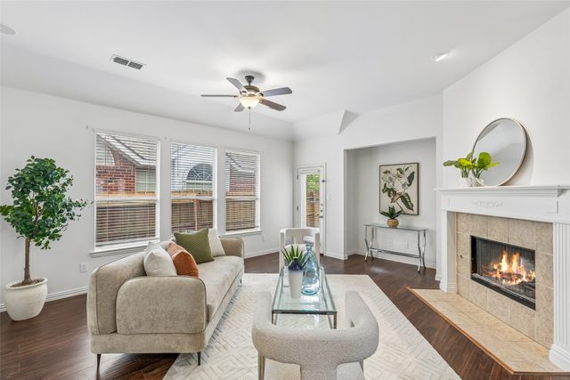 818 Water Oak Drive, Allen, TX 75002