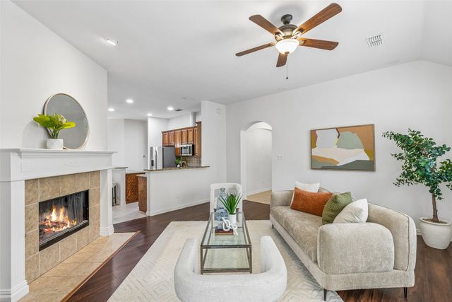 818 Water Oak Drive, Allen, TX 75002
