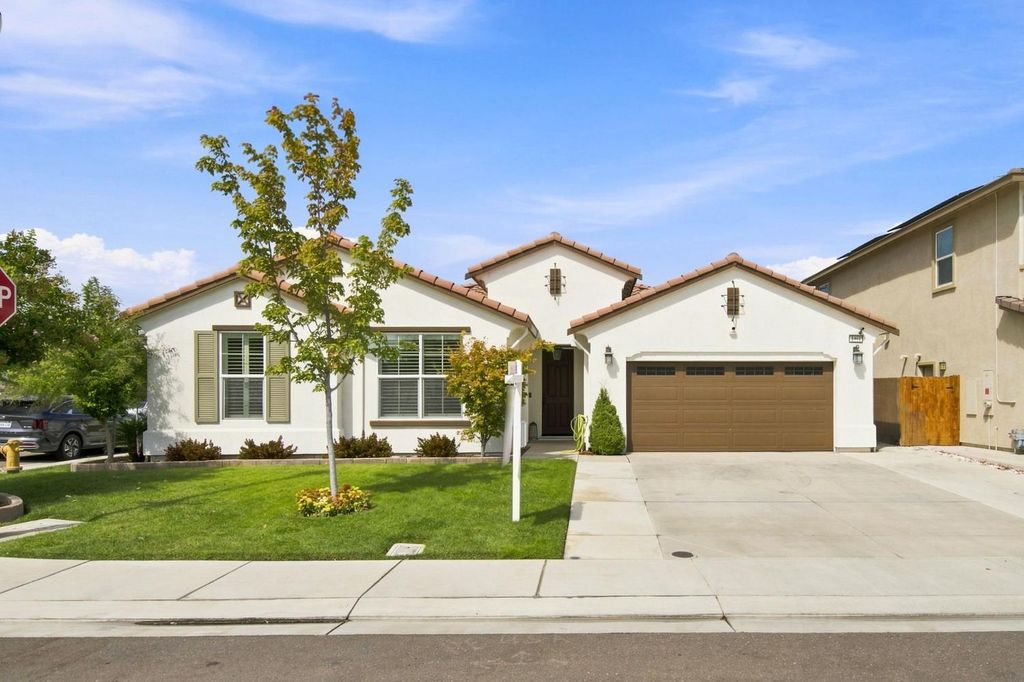 1991 Lovejoy Ave, Manteca, CA 95337