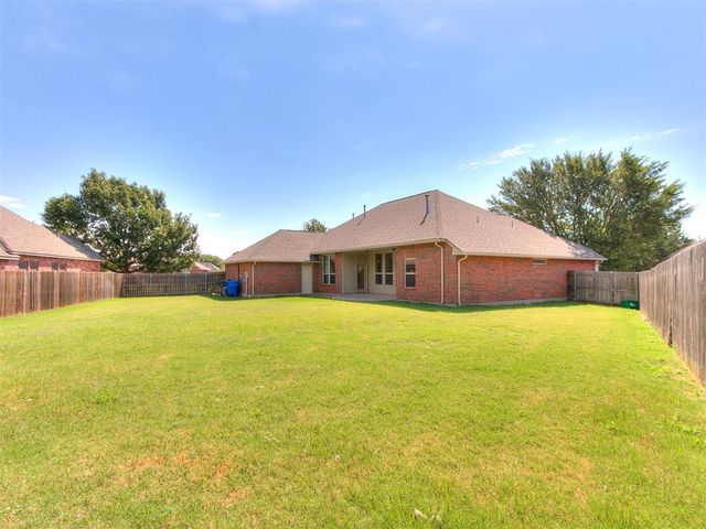 3120 Troon Street, Norman, OK 73072
