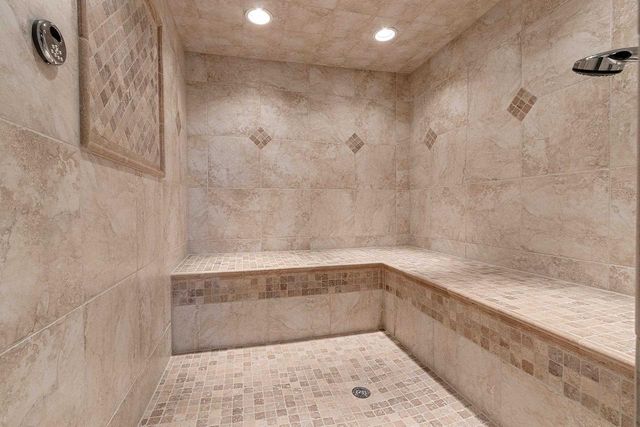 6830 N PURDY PARKWAY, Appleton, WI 54913