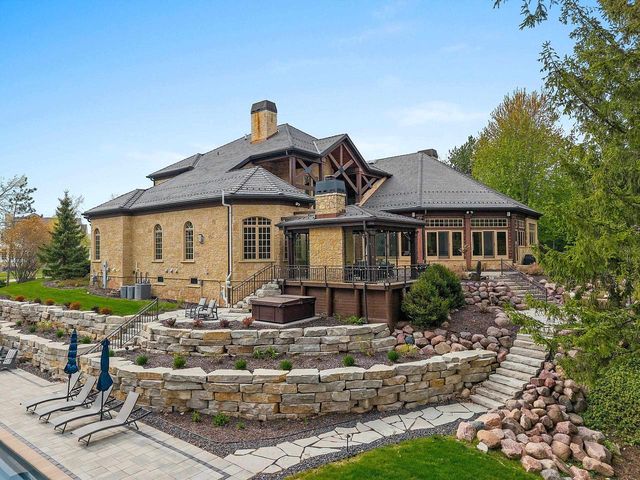 6830 N PURDY PARKWAY, Appleton, WI 54913