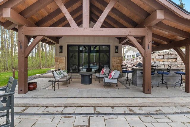 6830 N PURDY PARKWAY, Appleton, WI 54913