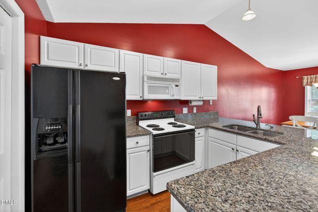 4222 Wellington Ridge Loop, Cary, NC 27518