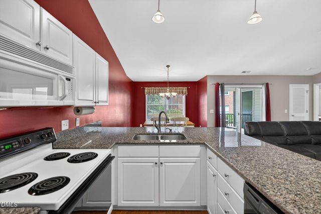 4222 Wellington Ridge Loop, Cary, NC 27518