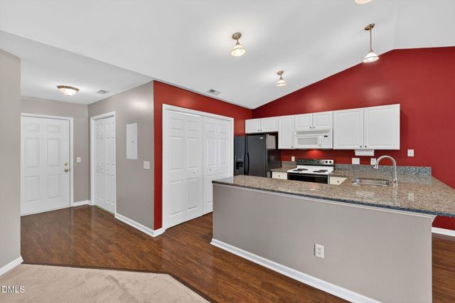 4222 Wellington Ridge Loop, Cary, NC 27518