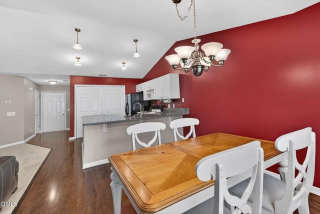 4222 Wellington Ridge Loop, Cary, NC 27518