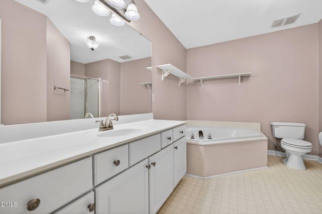 4222 Wellington Ridge Loop, Cary, NC 27518