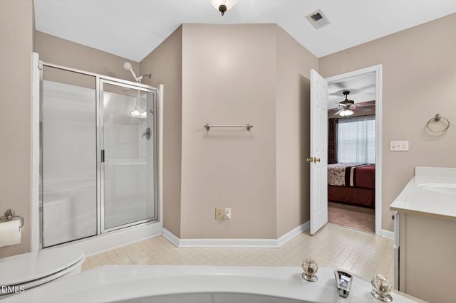 4222 Wellington Ridge Loop, Cary, NC 27518