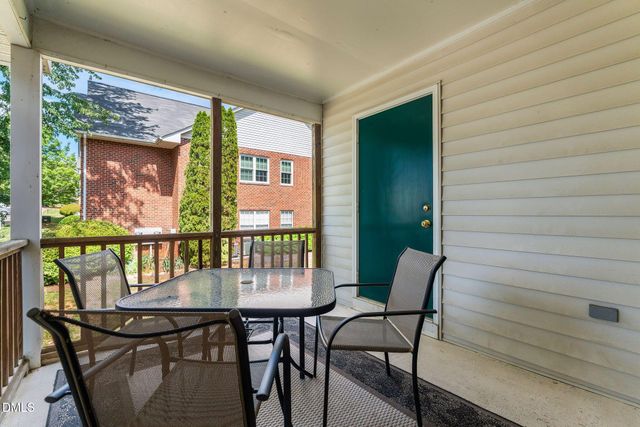 4222 Wellington Ridge Loop, Cary, NC 27518