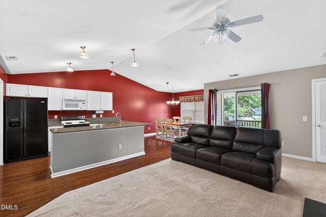 4222 Wellington Ridge Loop, Cary, NC 27518