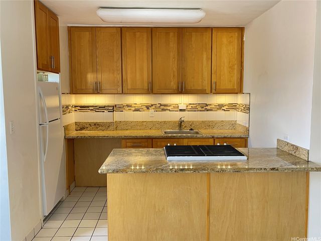 2050 Nuuanu Avenue 209, Honolulu, HI 96817