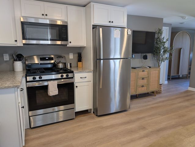 301 Portsmouth Avenue, Seabrook, NH 03874