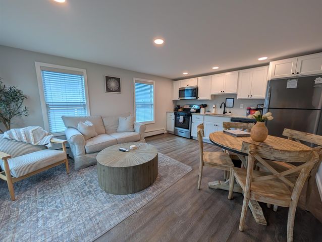 301 Portsmouth Avenue, Seabrook, NH 03874