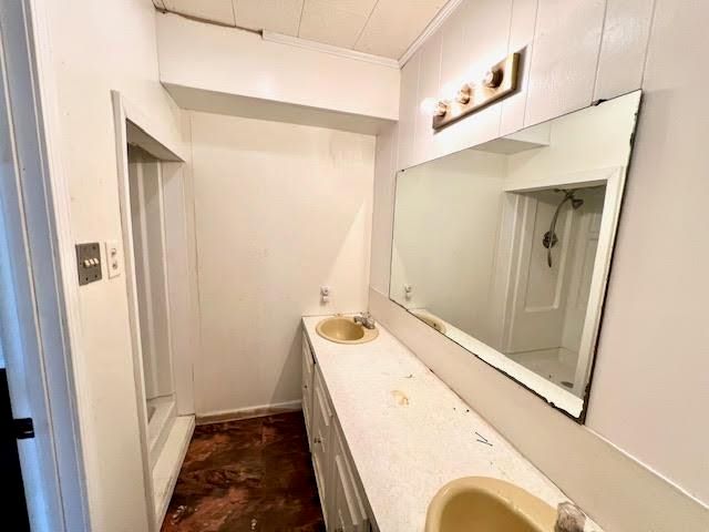 203 Donald Dr, Houma, LA 70363