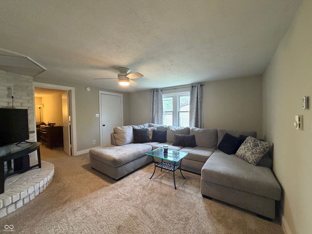 355 Park Street, Noblesville, IN 46060