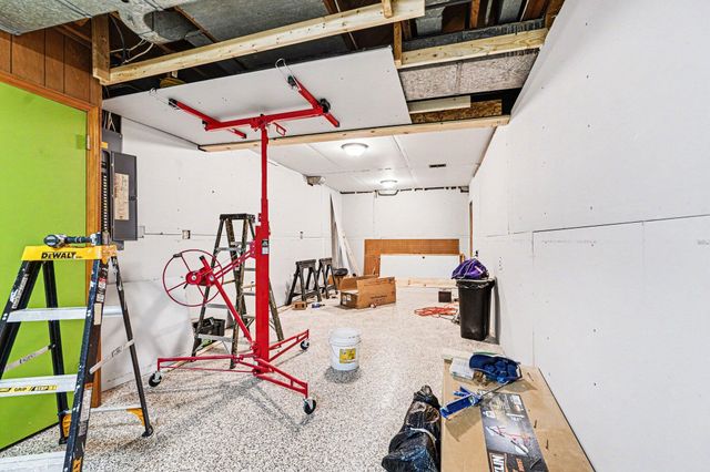 145 Pleasantview Drive, Battle Creek City, MI 49017